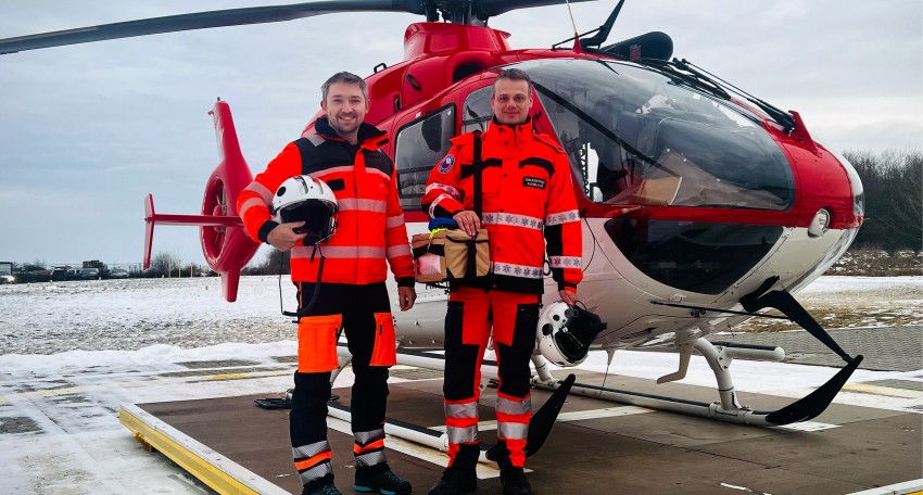 Zvýrazněný článek: Letecká záchranná služba vozí na palubě vrtulníku plnou krev